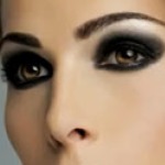بالخطوات مكياج سموكى أسود للأنيقات